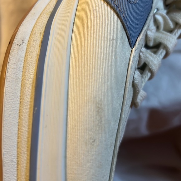 EUC Hanes soft fit tennis shoes. Size 7.5. - Picture 9 of 12